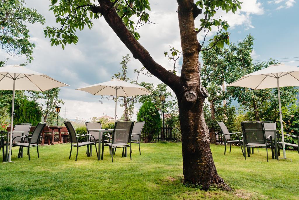 Felsenegg Hotel Nalles Exterior photo