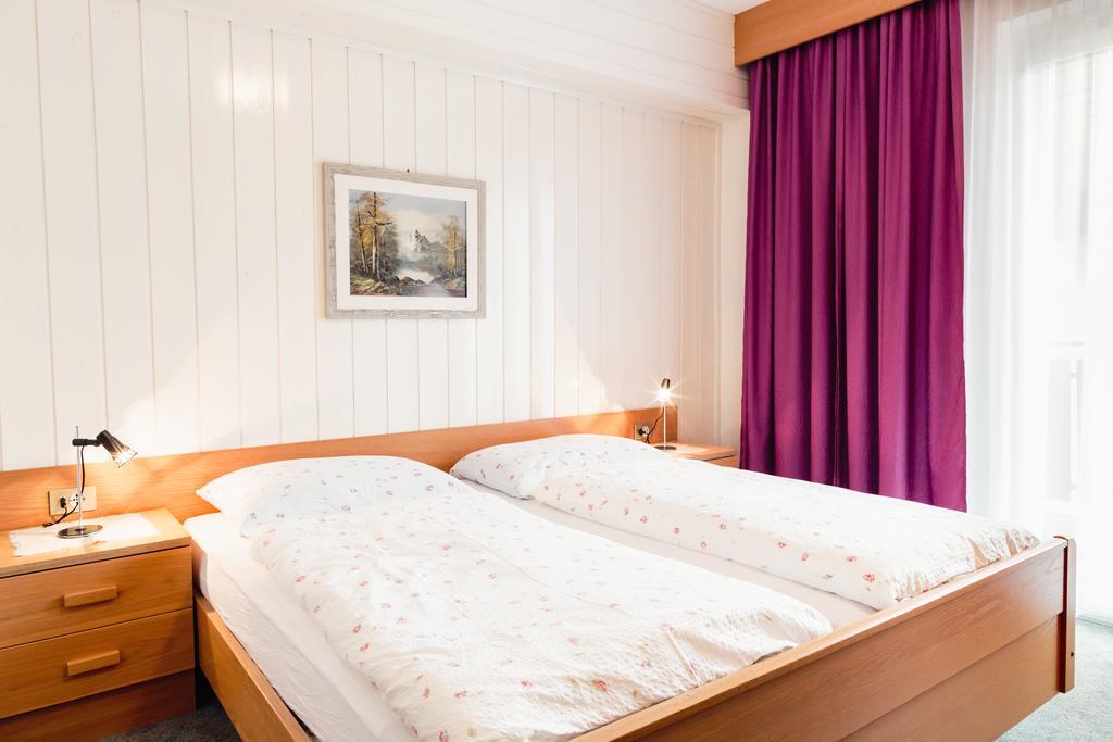 Felsenegg Hotel Nalles Room photo