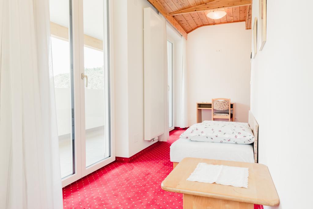 Felsenegg Hotel Nalles Room photo
