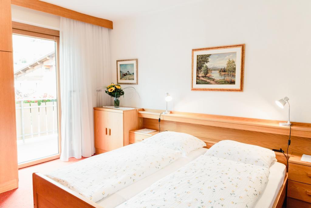 Felsenegg Hotel Nalles Exterior photo